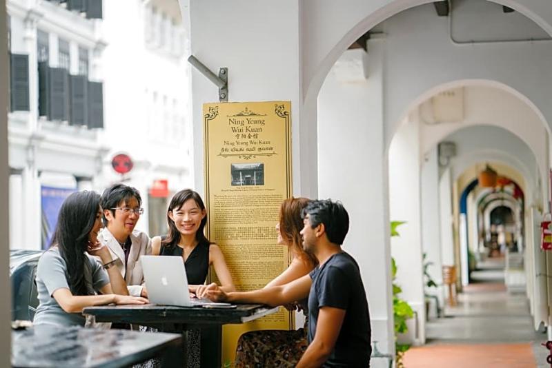 Draper Startup House For Entrepreneurs * Singapura